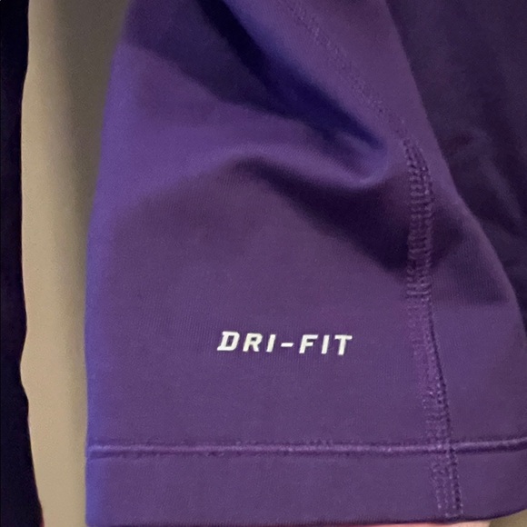 Nike Women's Deep Purple Half-Zip Sweatshirt Pullover - Picture 8 of 10